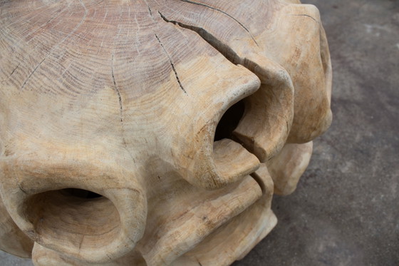 Image 1 of Siège sculptural en chêne