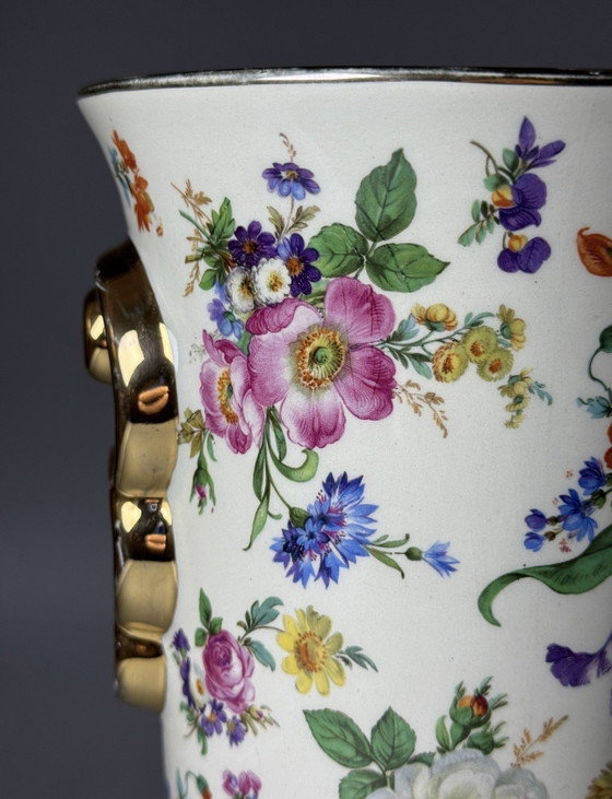 Image 1 of Boch Frères La Louvière Keralux Vaas “Fleurs de Saxe” — België, Art Deco Periode