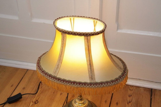 Image 1 of Tafellamp Tafellamp messing natuursteen franjes 70s J Vintage