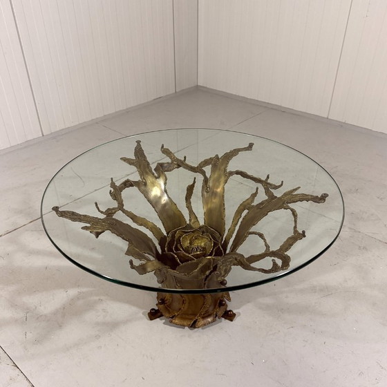 Image 1 of Table basse brutaliste illuminée en laiton foncé, années 1960