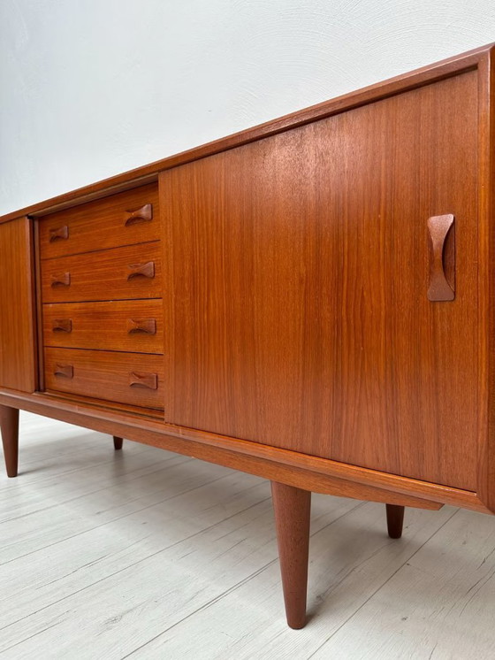 Image 1 of Buffet vintage danois en teck du Mid Century par Clausen & Søn 60s 70s