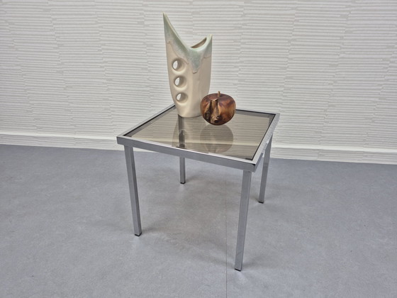 Image 1 of Chroom buisframe bijzettafel. Vintage salontafel, rookglas.