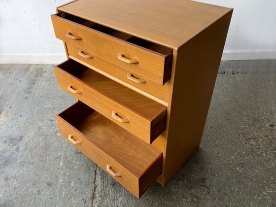 Image 1 of Cómoda de roble de mediados de siglo 1950 de G Plan / E gomme
