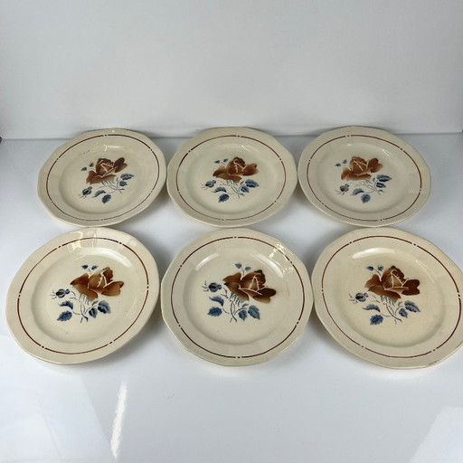 Set of 6 Sarreguemines Dessert Plates with Floral Motif, First Half of the 20th Century