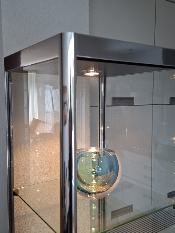 Image 1 of Vitrine moderne