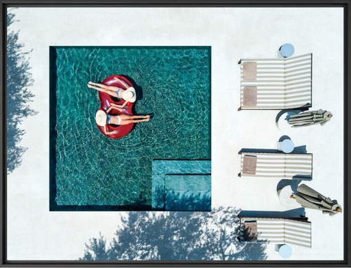 Yellow Korner : Piscine pour deux par Marina Vernicos