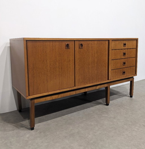 Buffet moderniste vintage MDK