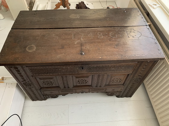 Image 1 of Baule porta coperte del XVIII secolo