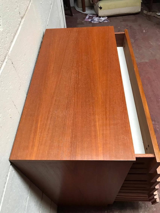 Mid-Century Teak Chest of Drawers, 1960s – Mid Century Modern (photo 7 of 7)