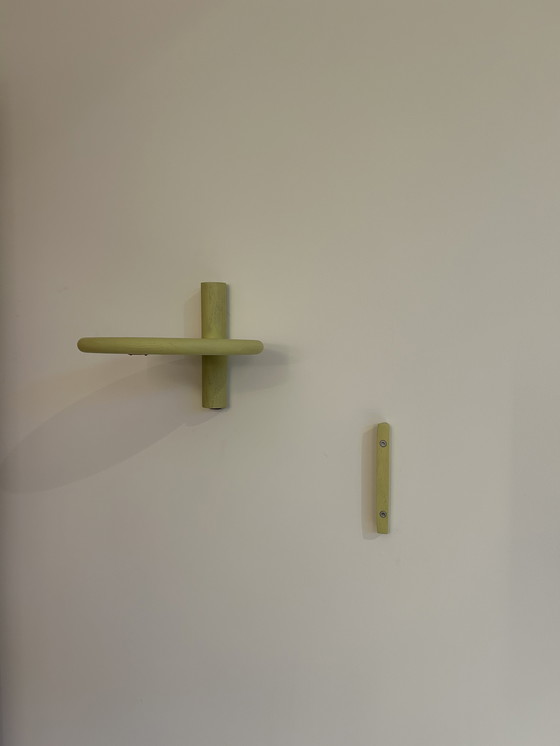 Image 1 of Comodino Token in rovere massello verde