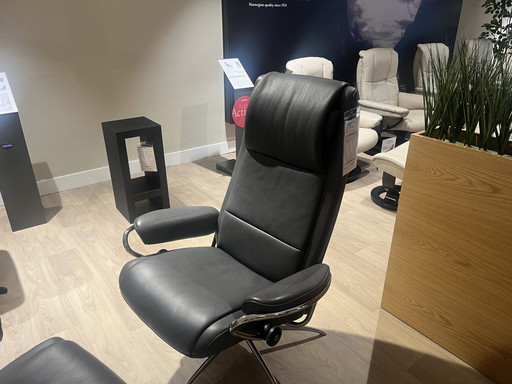 Stressless Paris highback M relax armchair + footstool