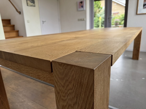 Image 1 of E15 Bigfoot eikenhouten eettafel 270 x 104,8 x 75