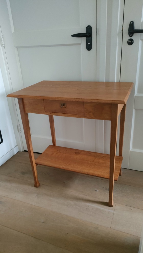 Image 1 of Antieke sidetable art deco tafel vintage tafeltje eiken