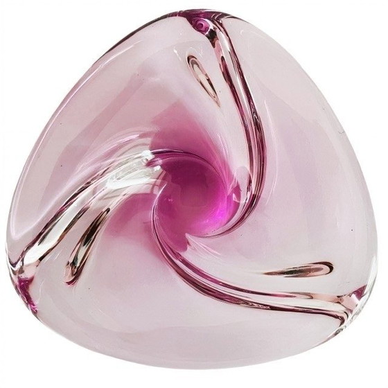 Image 1 of Antique Art Deco Fuchsia pink crystal bowl Val Saint Lambert 1930s