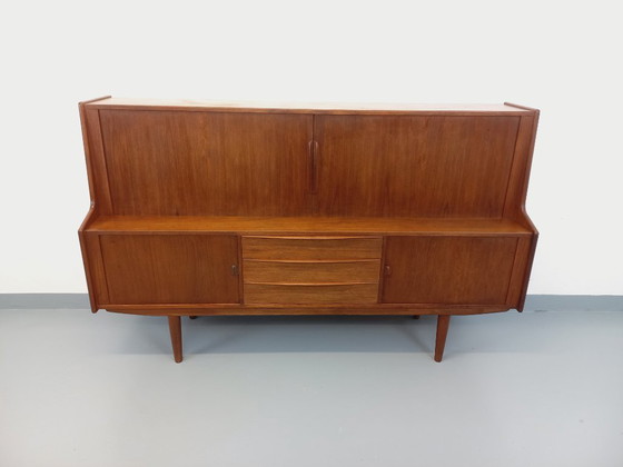 Image 1 of Vintage Scandinavian mid-height sideboard Ib Kofod-Larsen for Faarup Møbelfabrik in teak from the 60s
