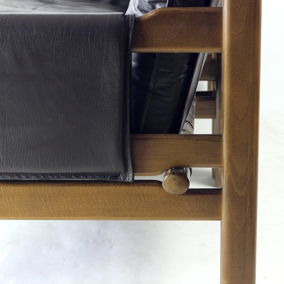 Image 1 of Sofá de dos plazas de nogal y cuero de Boris Hála para Ton, 1986