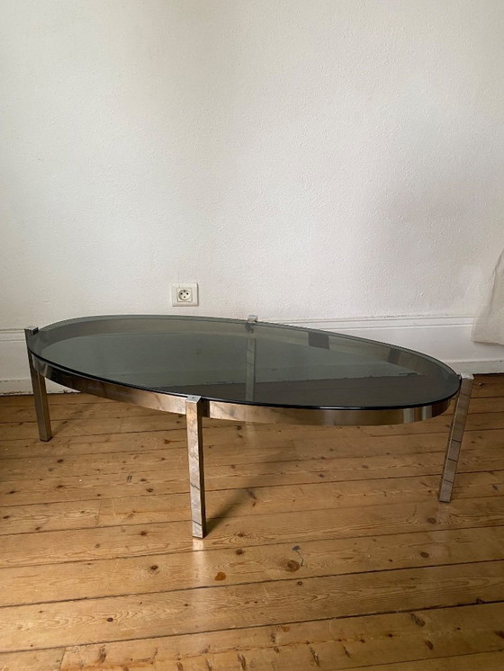 Image 1 of Italian design oval coffee table structure in chrome and smoked glass