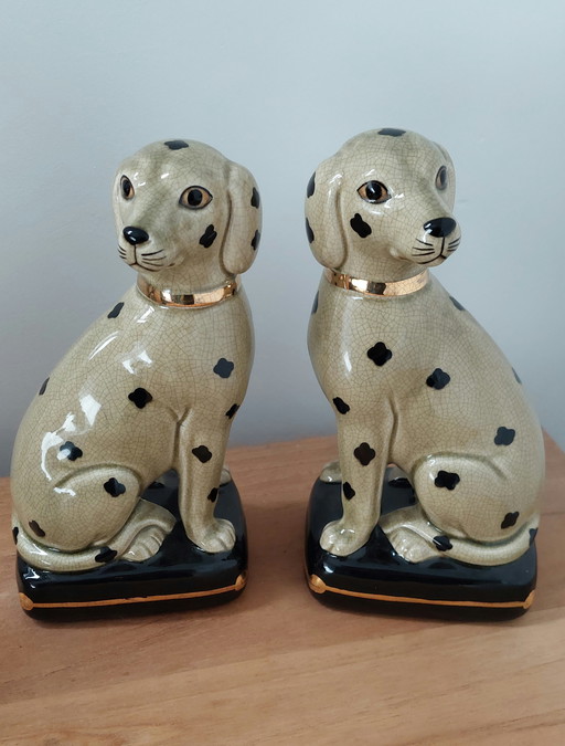 2 porcelain Staffordshire dogs Beswick England