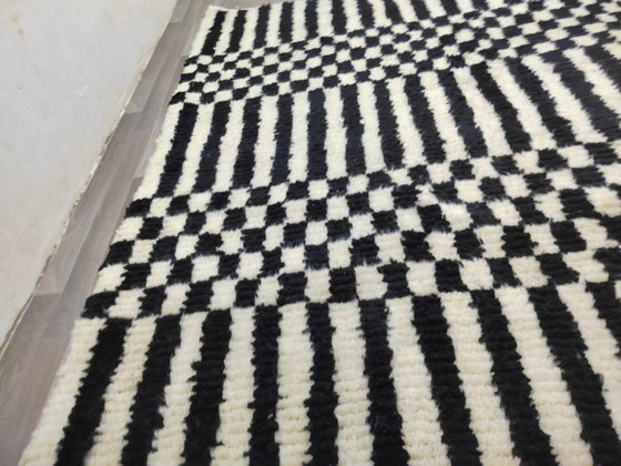 Image 1 of Tapis berbère en laine authentique 250cmx200cm