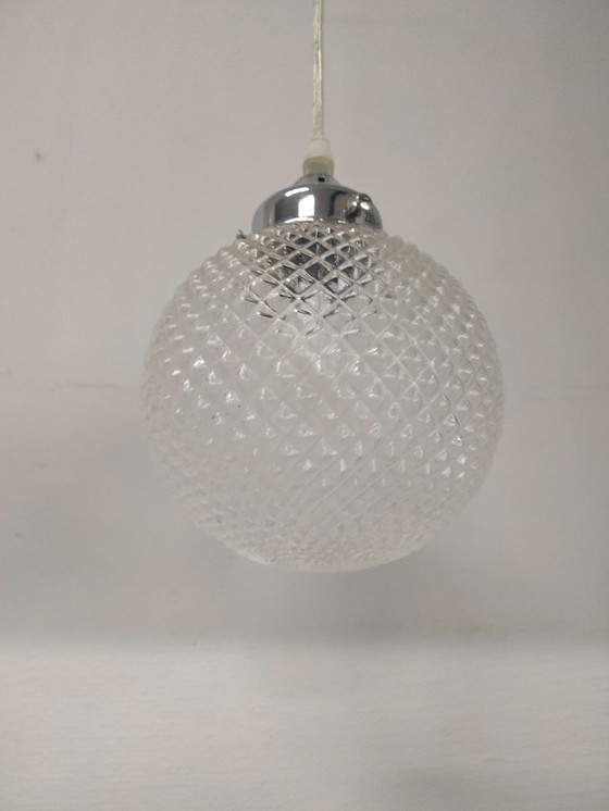 Image 1 of Set of pendant lights with 3 glass globe bulbs