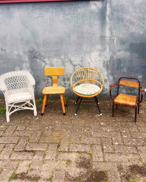 Vintage 1970s bamboo children's chair