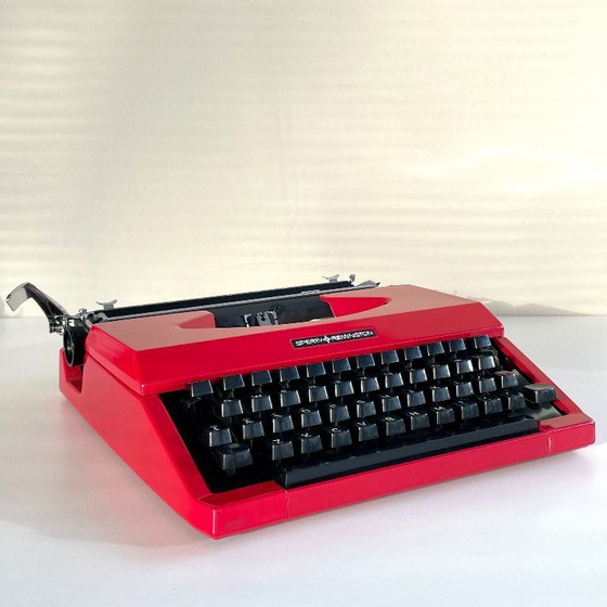 Image 1 of Machine à écrire vintage Sperry Remington Idol rouge années 1980, style rétro