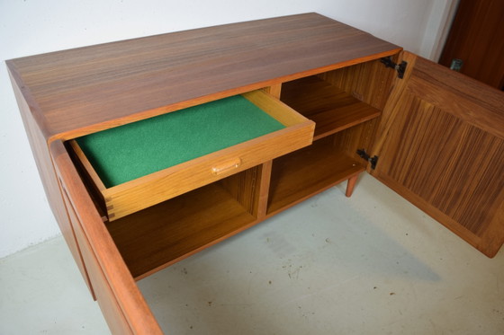 Credenza danese in teak, cassettiera vintage, armadio – Kollund Möbler, Credenze, Wood (photo 8 of 10)