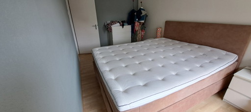 Boxspring 1.80x2.20m In Goede Staat – tweepersoonsbedden, Skai (photo 2 of 5)
