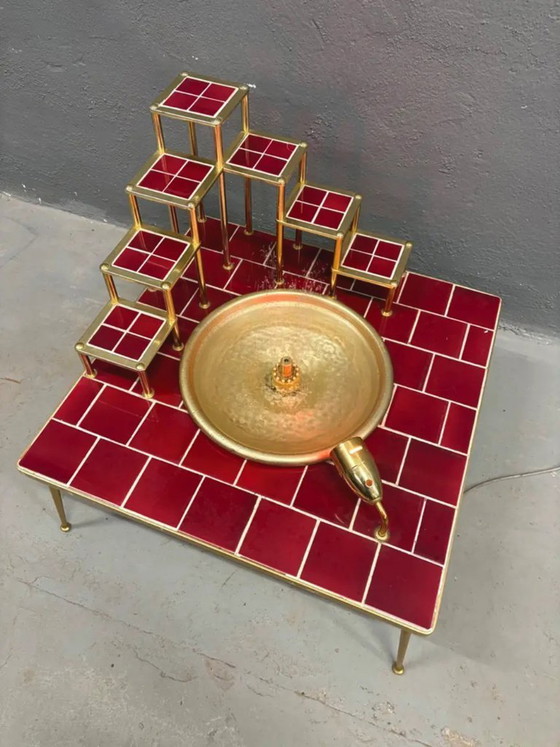 Image 1 of Retro-Hausbrunnen, futuristisch inspiriertes Wasserspiel aus glasierter Keramik und Metall im Stil des späten 20. Jahrhunderts, 