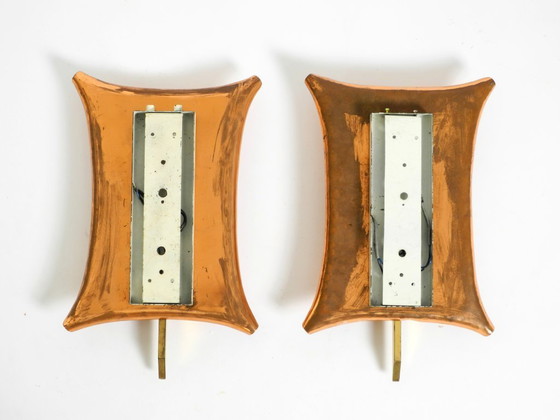 Image 1 of Appliques murales d'église uniques, grandes et lourdes, de style milieu du siècle, en cuivre et laiton