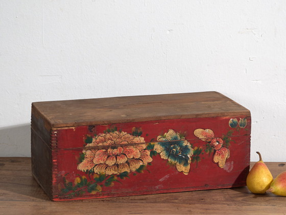Antique red case with floral motifs (c.1900) #34 – Decorative Objects (photo 2 of 40)