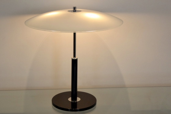 Lampada da tavolo in acciaio e vetro lattimo di Ikea, Lampade da tavolo, polished steel, Cromo, Nero (foto 7 di 9)