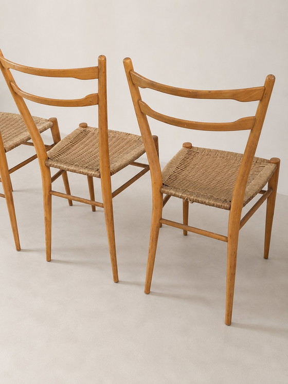 Image 1 of Set di 3 sedie vintage in legno con seduta intrecciata Gio Ponti