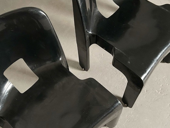 Six chaises empilables Universale, Joe Colombo pour Kartell 1967 – Chaises de salle à manger, Plastic (photo 8 of 9)
