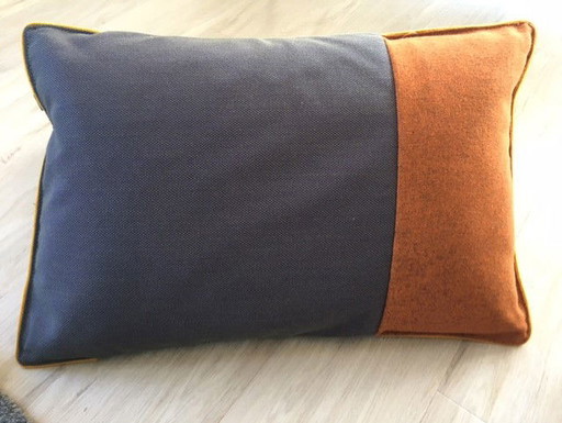 Sierkussen Design On Stock