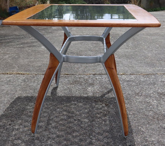 Image 1 of Italiaanse eettafel van glas, hout en metaal - Italiaanse design eettafel - jaren 80
