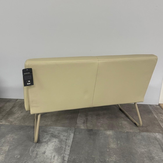 Dinnertalk 3 Dining room bench – Bert Plantagie, Benches, Leather (photo 4 of 5)