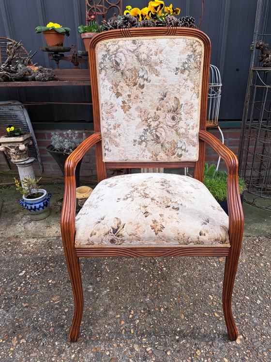 Image 1 of Antieke Slaapkamerstoel Afmetingen 56 x 52cm en 108cm Hoog Zithoogte ca 46cm