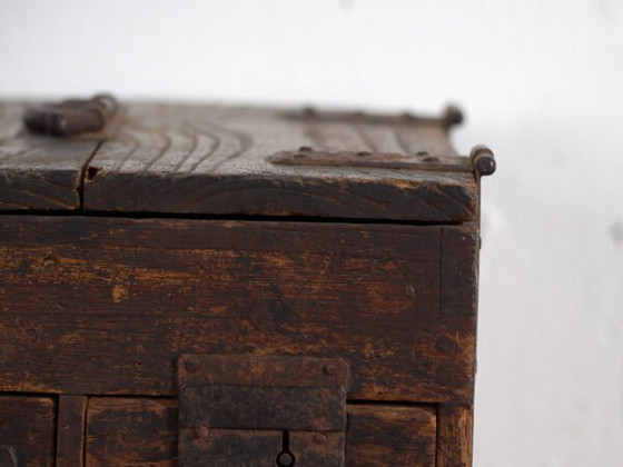 Cassettiera giapponese antica piccola con cassetti – Giappone, circa 1900 – Cassettiere (photo 36 of 40)