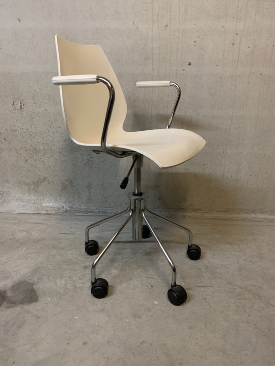 Image 1 of “Maui” Design chair by Vico Magistretti, for Kartell