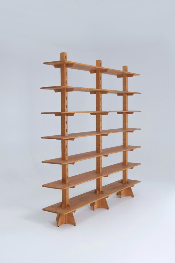 Image 1 of Seltenes freistehendes Bücherregal