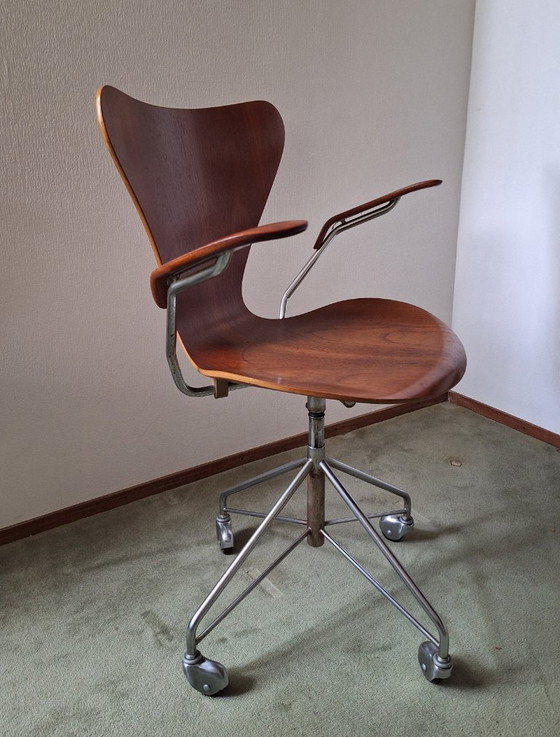 Bureaustoel Fritz Hansen model 3217 – Bureaustoelen, Metaal (photo 5 of 16)