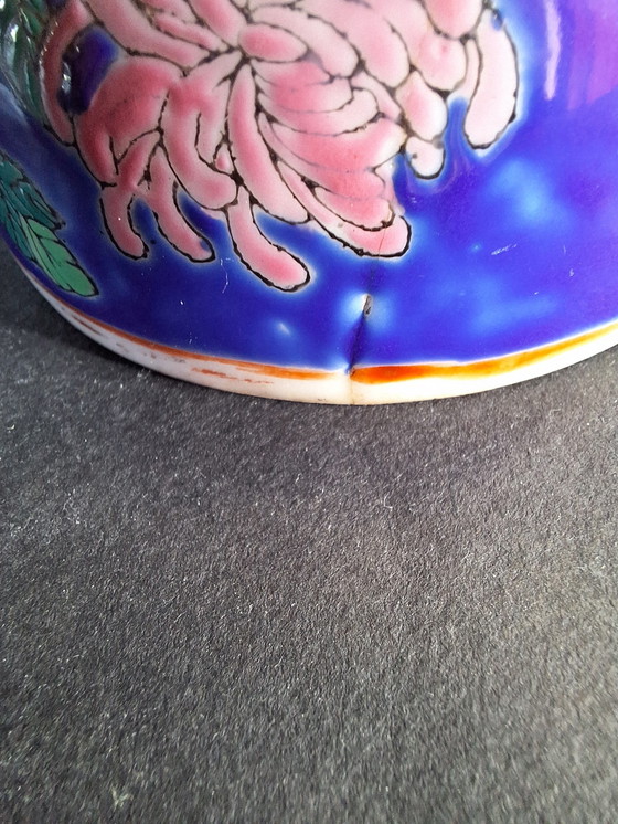 Image 1 of Grande vaso da zenzero cinese decorato in policromia con coperchio. Vintage.