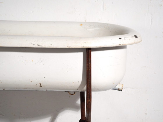 Antique bathtub in enamelled iron – Central Europe, circa 1950 #5 – Decorative Objects, Industrieel (photo 36 of 40)
