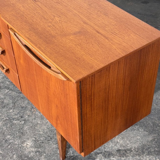 Beautility Teak Sideboard, 1960er Jahre – Holz (photo 19 of 20)