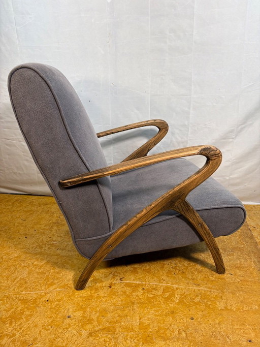 Fauteuil vintage rétro mi-siècle en bois courbé de Parker Knoll – Revêtement gris – Élégant et confortable. Apportez une touche 