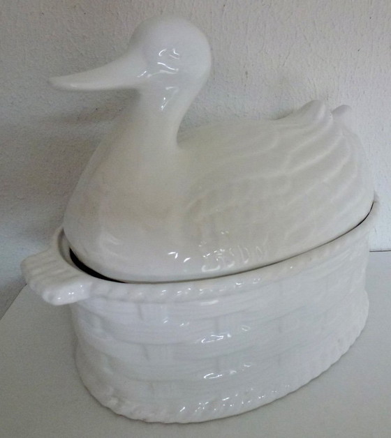 Image 1 of Vintage Keramiek Paté schaal in de vorm van een eend.