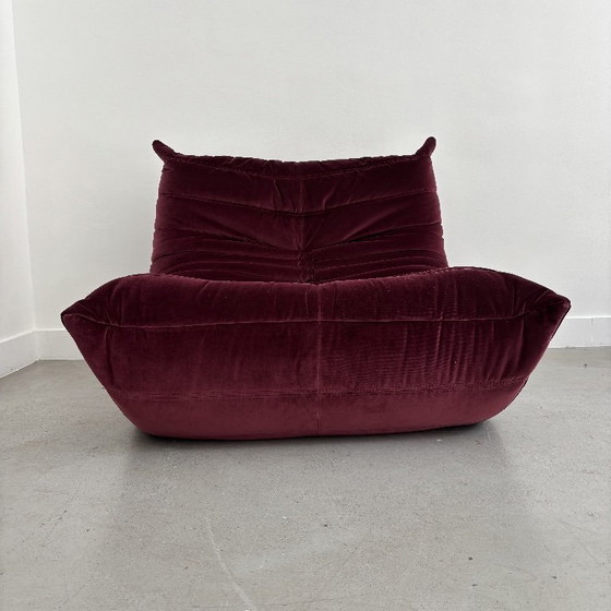Togo Fireside Chair by Michel Ducaroy for Ligne Roset – Loveseats, Textile, Plastic (photo 7 of 8)