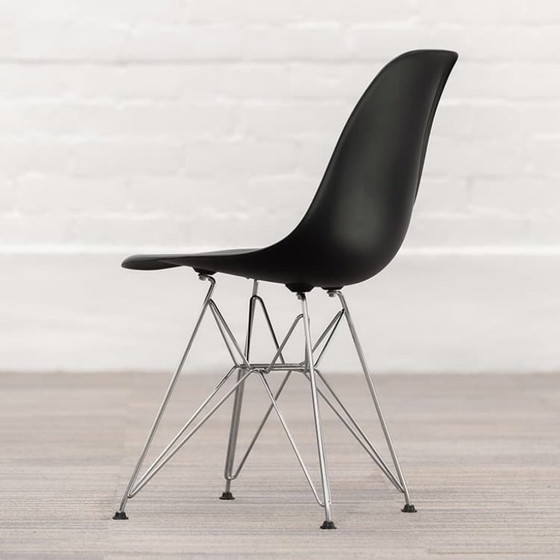 Image 1 of Silla Vitra Eames Plastic Chair Dsr Club