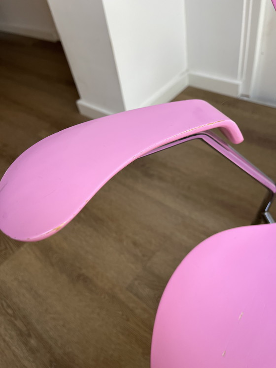 Image 1 of Fritz Hansen butterfly chair